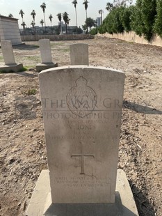 BAGHDAD (NORTH GATE) WAR CEMETERY - JONES, VIVIAN